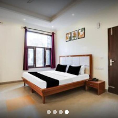Hotel Lotus Inn Chandīgarh エクステリア 写真